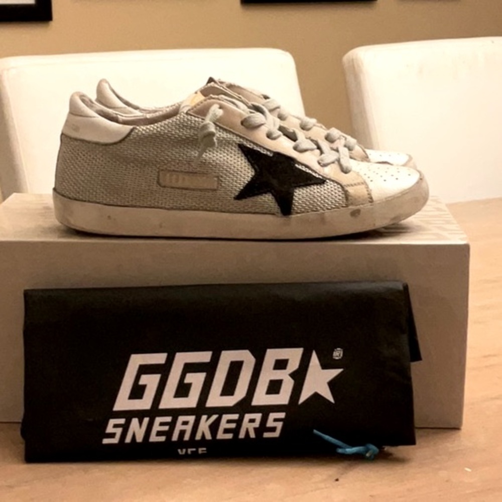 Golden Goose Deluxe Brand Super Star US Size 7